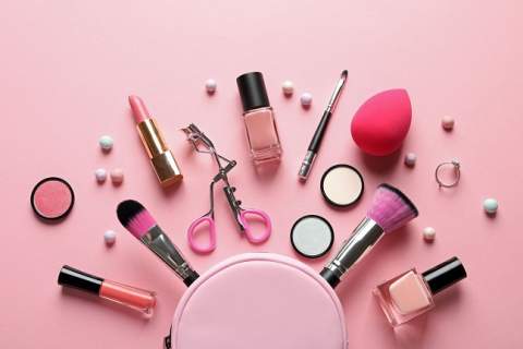 5 Things to Consider When Buying a Makeup Item