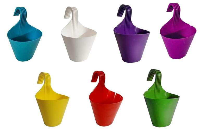 The plastic hanging flower pots for homes and outdoors