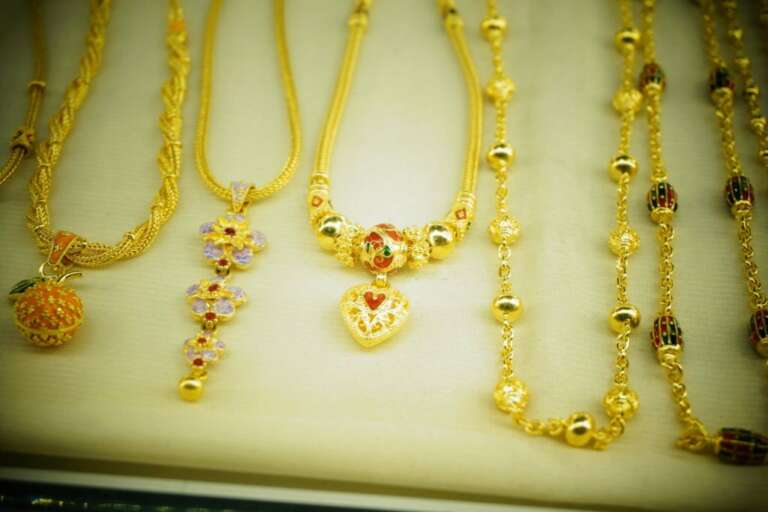 Custom 10k Gold Pendant from TONGLIN Jewelry