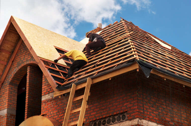 Why Hiring a Roofing Contractor is Important? 