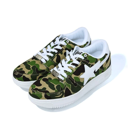  Elevate Your Sneaker Game with BAPE STA Logo Patch Leather Trainers