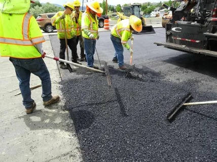 Who Are The Top Asphalt Paving Contractors Near You?