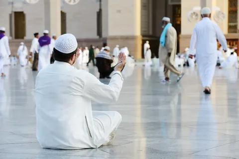 Unveiling Affordable Holiness with Cheap Umrah Deals