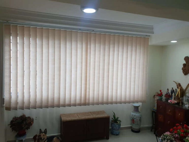 The Practical Guide to Office Vertical Blinds: Benefits and Features